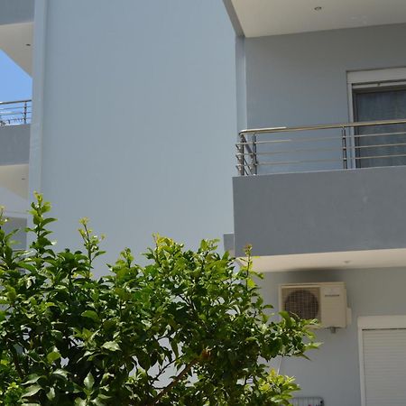 Economisa Apartments イアリソス エクステリア 写真