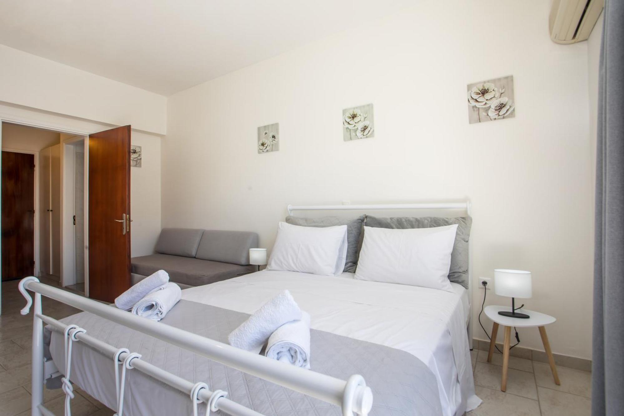 Economisa Apartments イアリソス エクステリア 写真