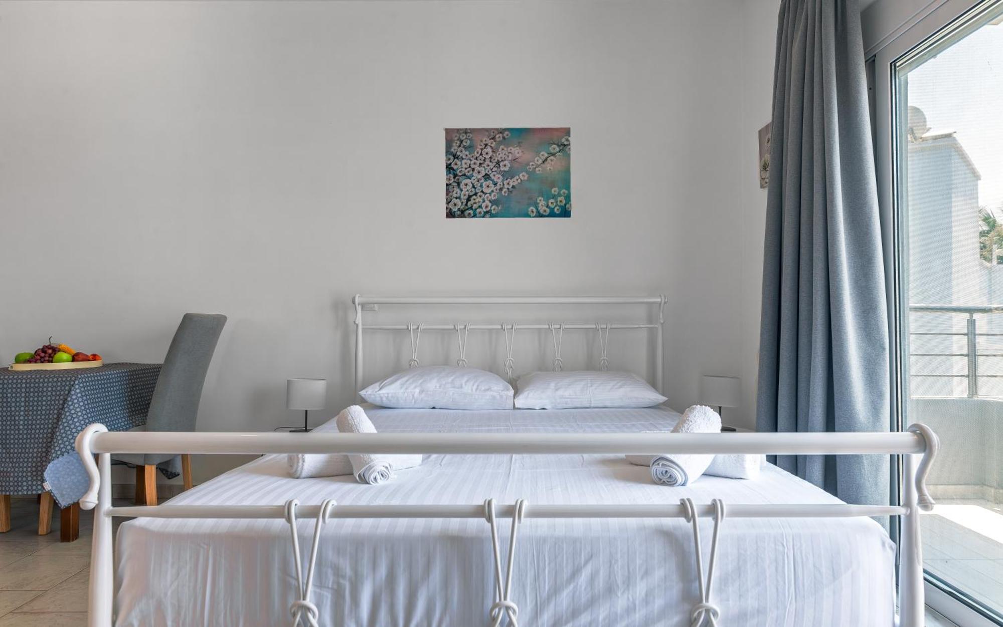 Economisa Apartments イアリソス エクステリア 写真