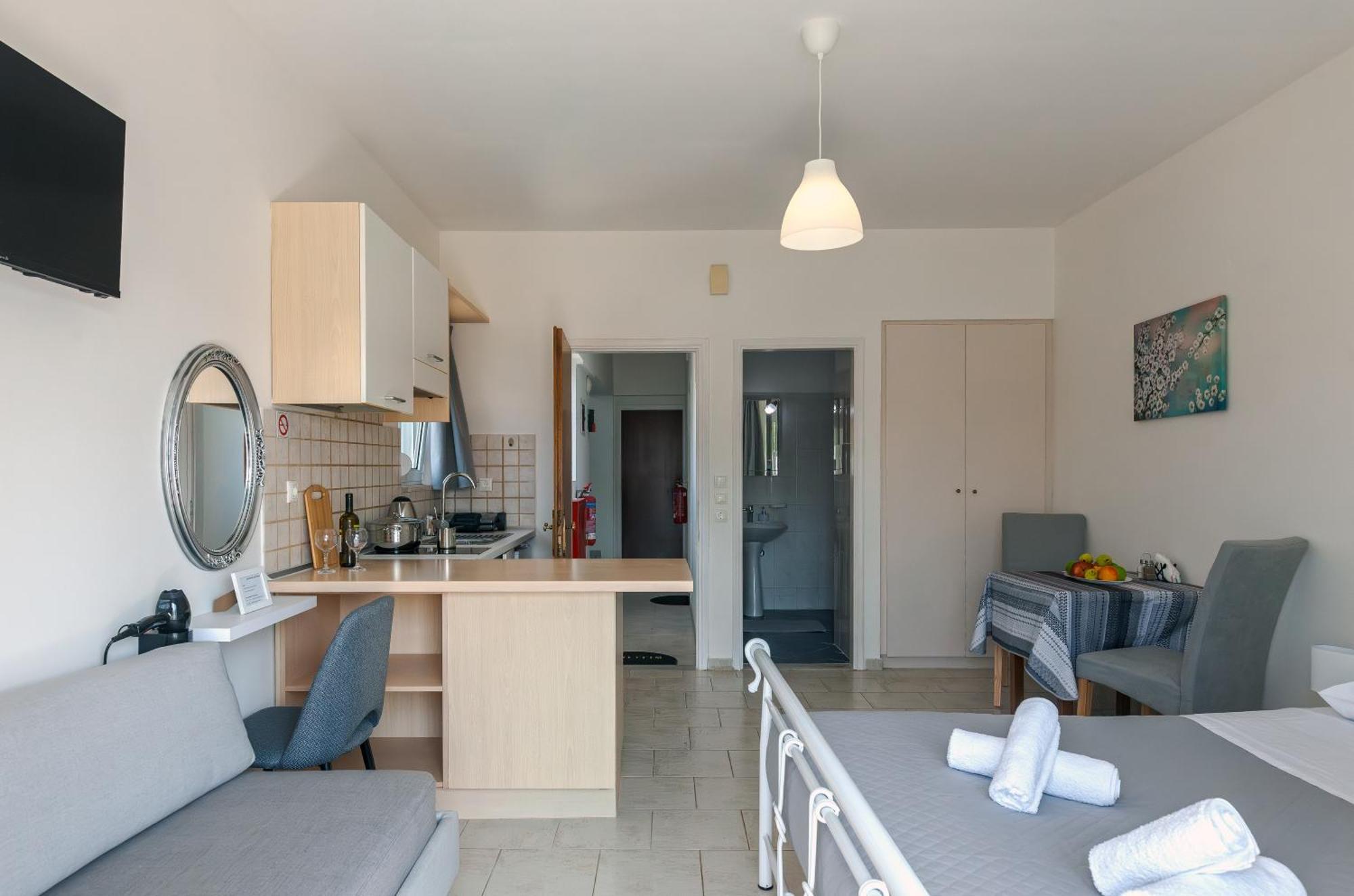 Economisa Apartments イアリソス エクステリア 写真